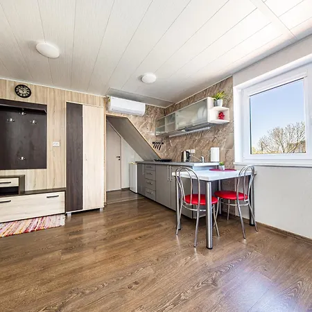 Apartment Willow In Oldtown Klaipėda